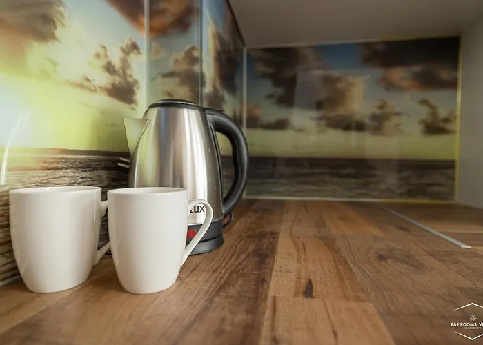 E&e - Seaside Escape *